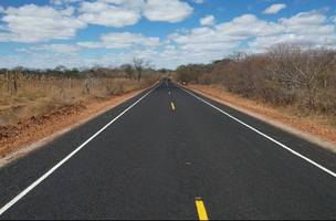 Obras na rodovia estadual que liga Fartura do Piauí à BR-020 são concluídas. (Foto: Reprodução/ Ascom)