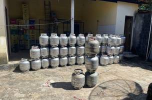 Procon apreende 184 botijões de gás em operação no Piauí. (Foto: Divulgação/ Ministério Público)