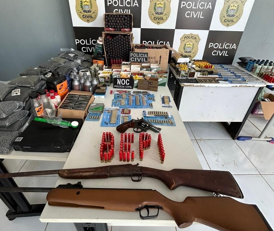 Polícia Civil prende três pessoas durante operação em Esperantina.