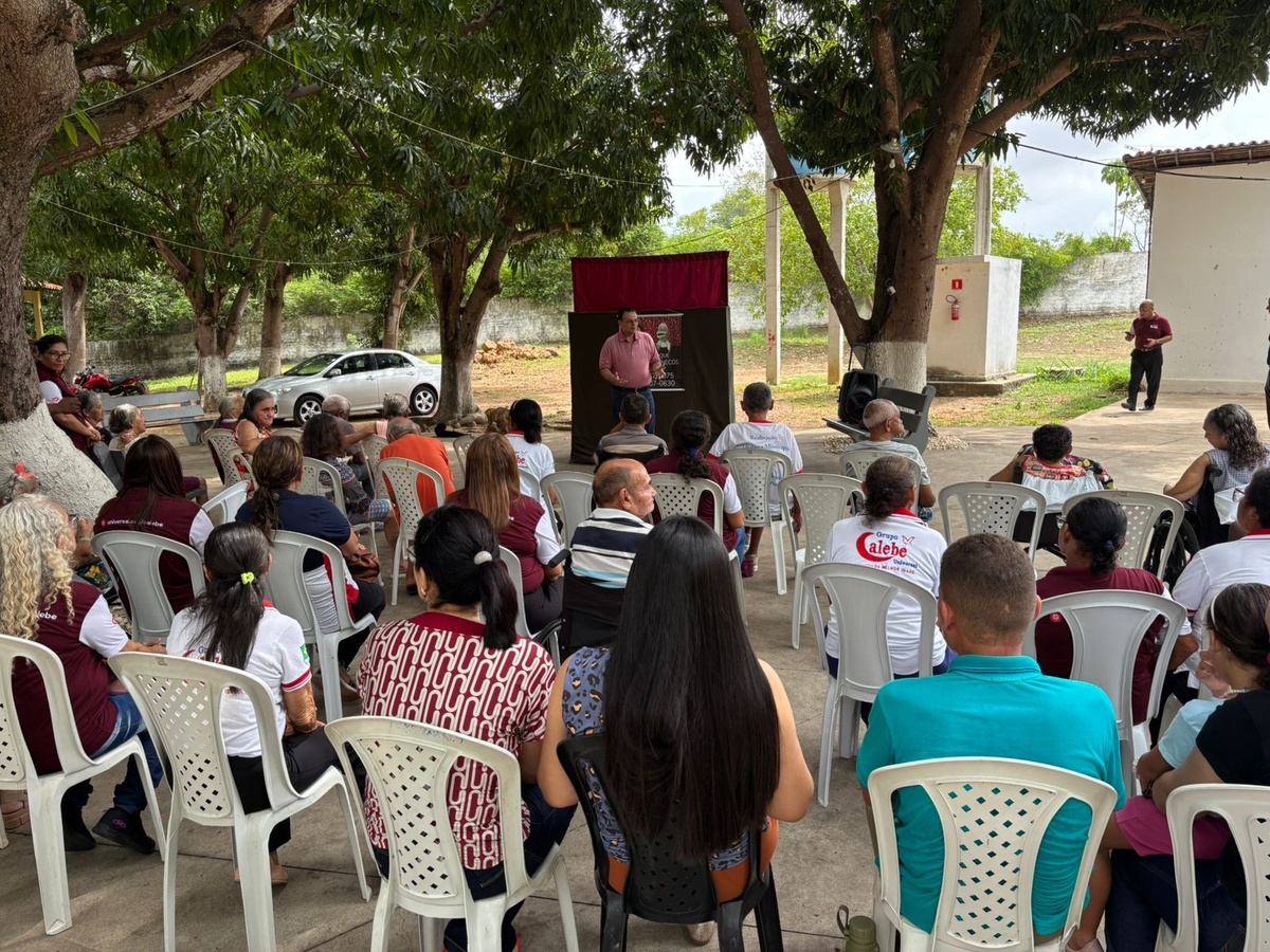 Ação solidaria na Vila do Ancião.