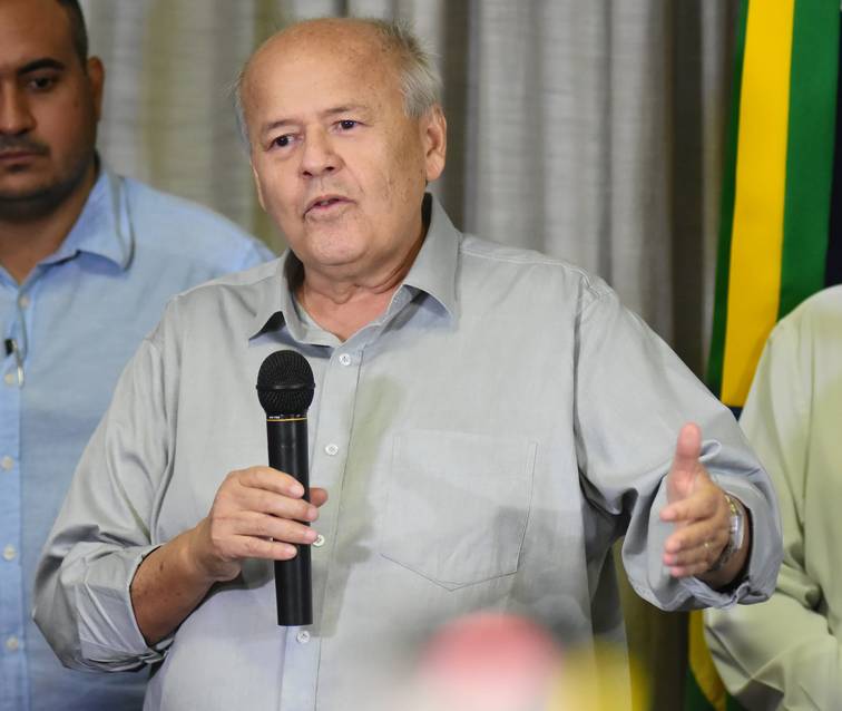 Charles Silveira pede novamente exoneração da presidência da FMS de Teresina