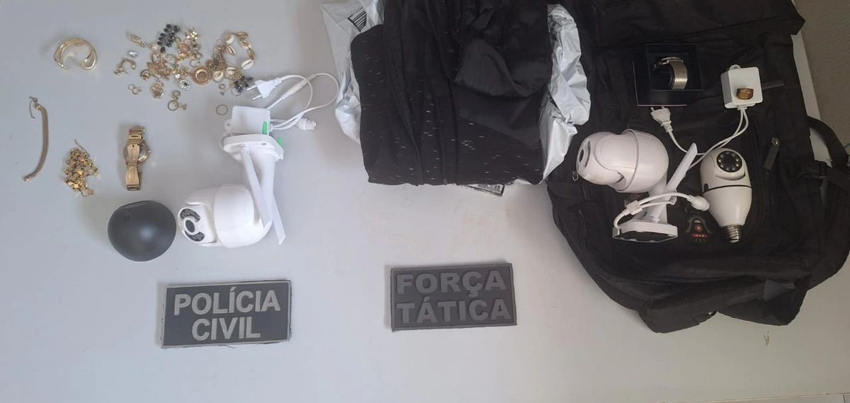 Objetos roubados da casa de juiz em Valença.