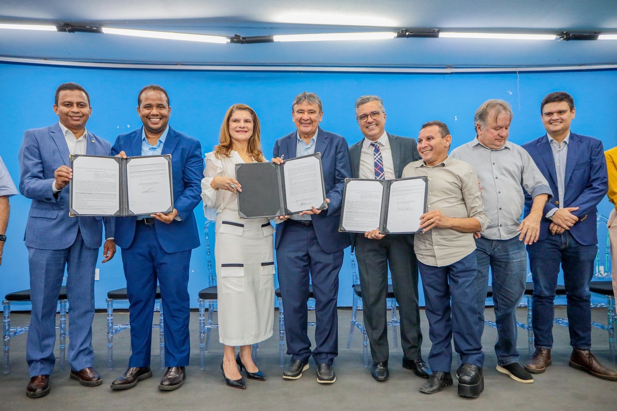 Lançamento do programa Acredita no Primeiro Passo.