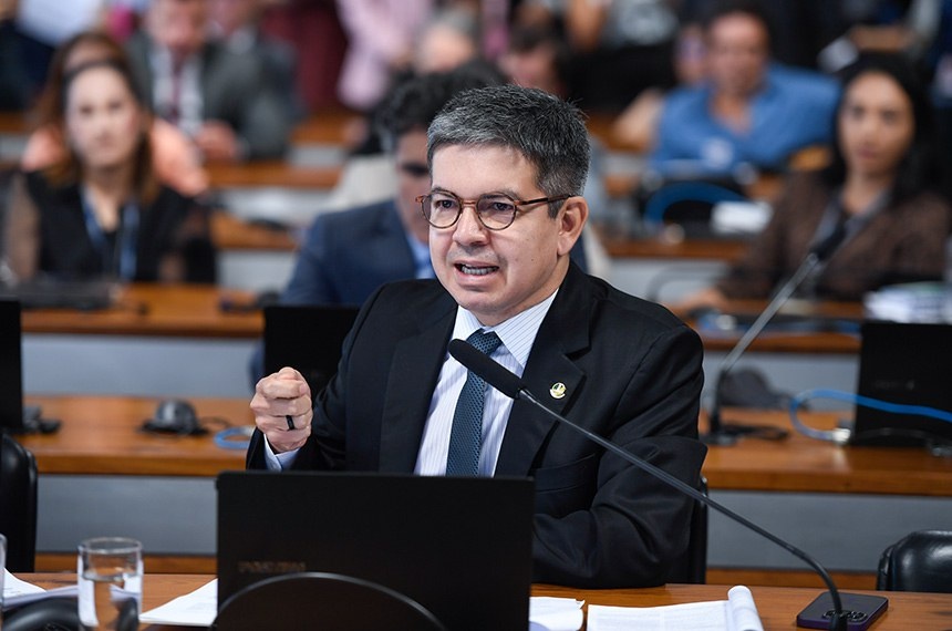 Senador Randolfe Rodrigues (PT-AP).