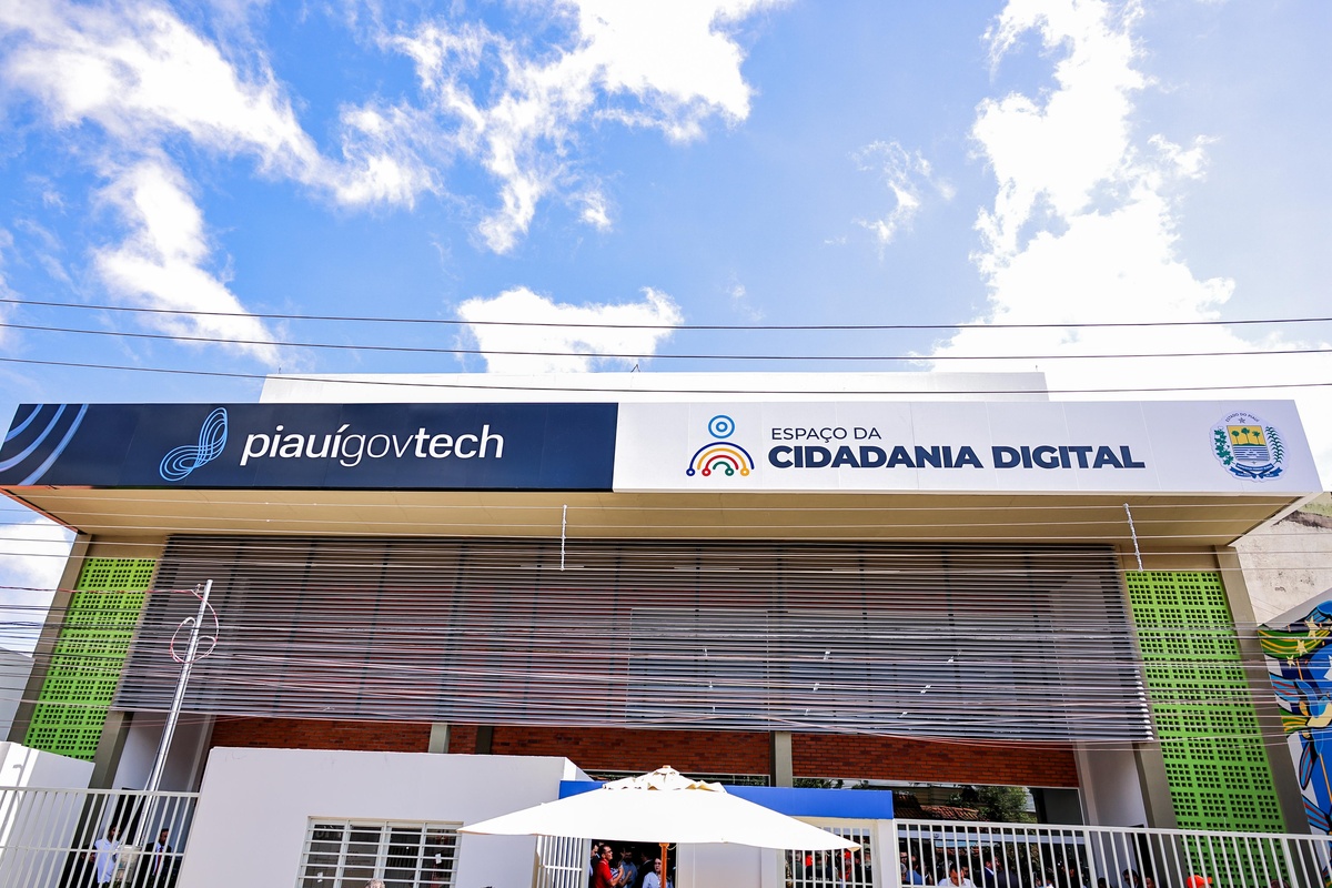 Novo Espaço da Cidadania Digital oferece vários digital ao públicos no Centro de Teresina.