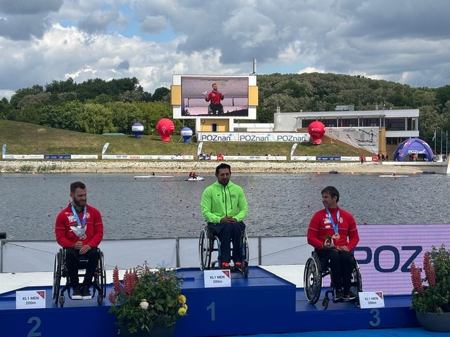 O atleta piauiense venceu a final da categoria KL1 200m com o tempo de 46.78.