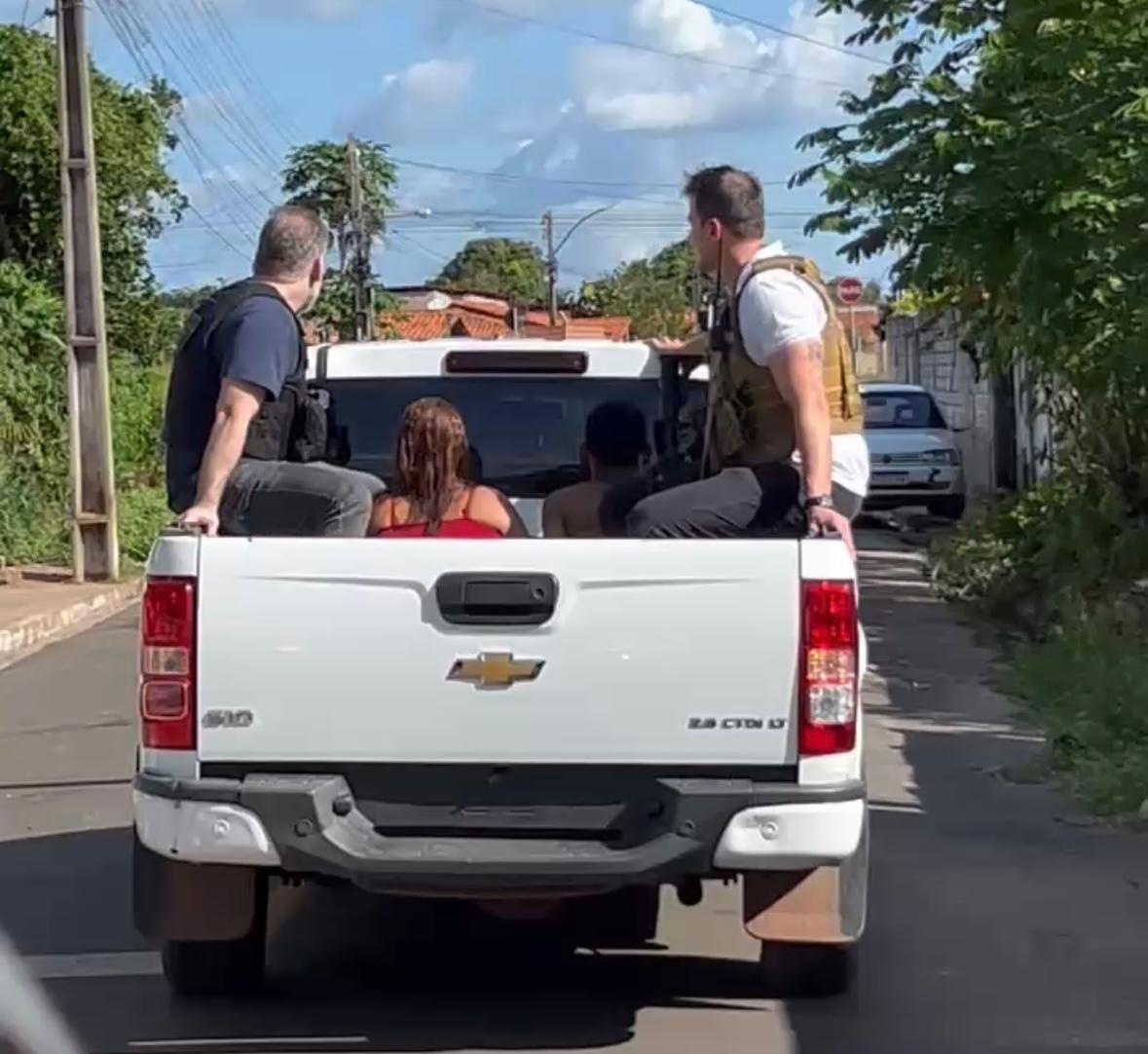 Suspeito é preso e drogas são apreendidas durante operação policial em Altos.