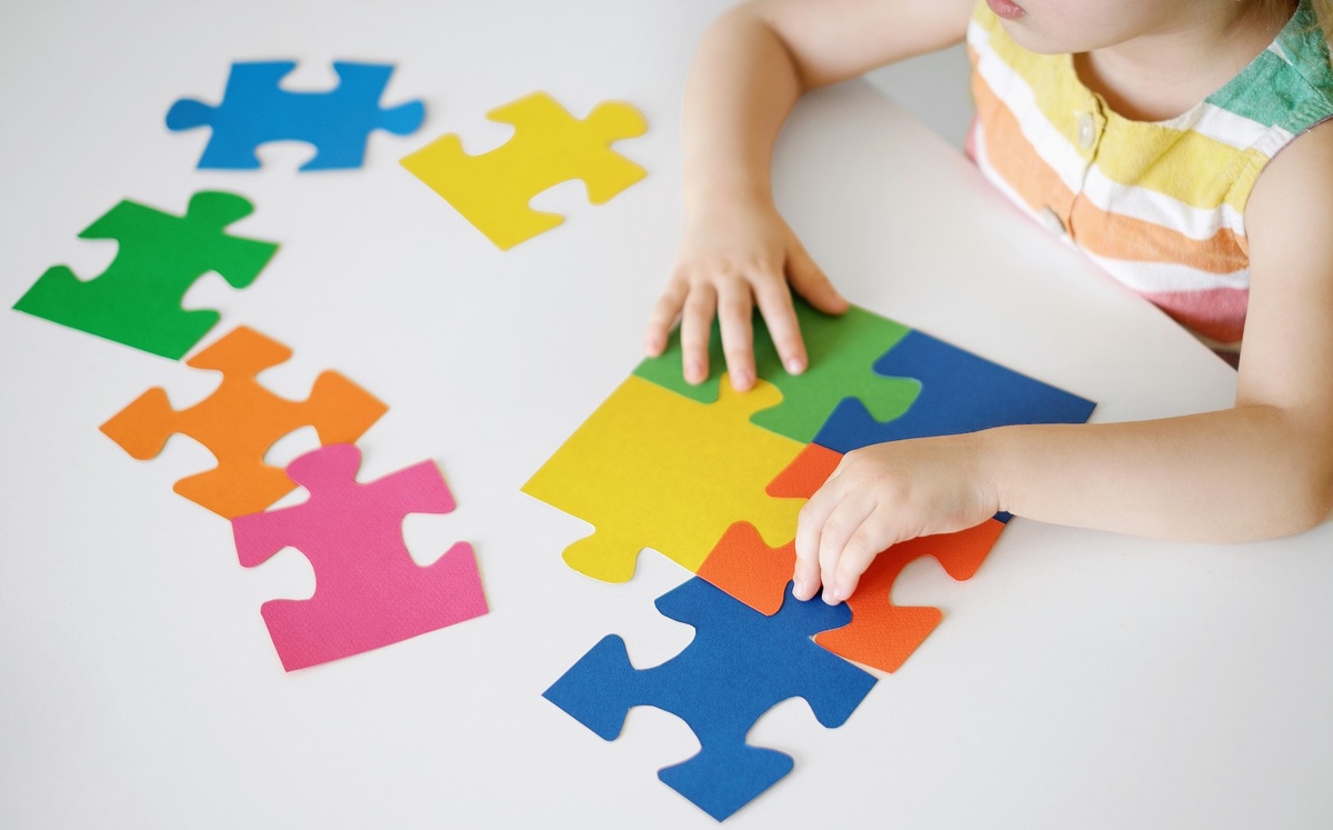 Estudantes com autismo terão prioridade em escolas estaduais do Piauí.
