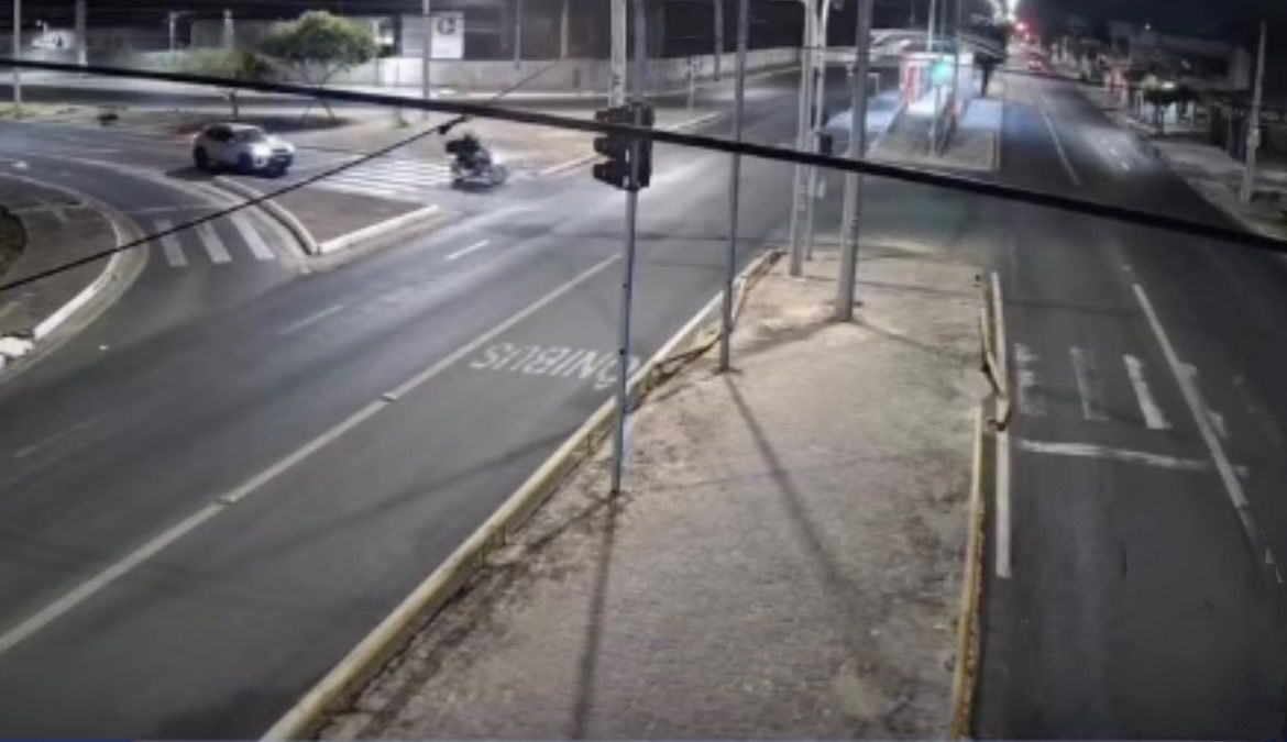 Fisioterapeuta leva tiro no rosto durante assalto.