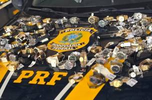 Materiais apreendidos pela polícia. (Foto: Divulgação/ PRF)