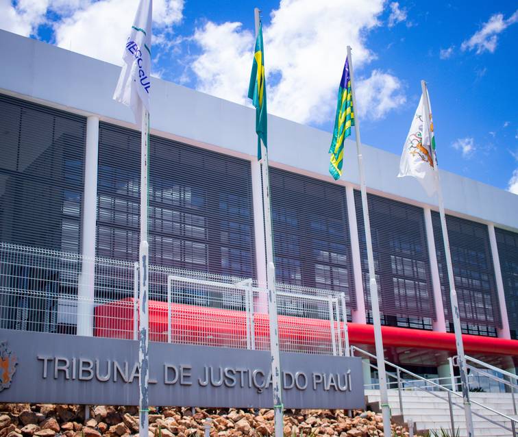 Mutirão gratuito emite documentos básicos até sexta em Teresina