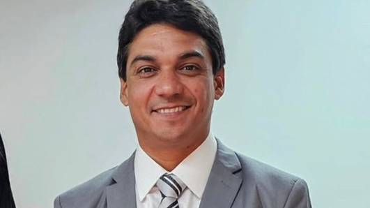 Prefeito de Angical do Piauí anuncia retorno da leucemia e segue em tratamento em São Paulo