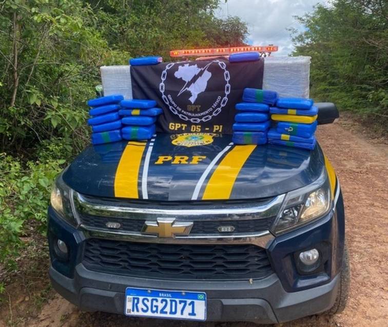 PRF apreende 90 kg de ‘supermaconha’ na divisa entre Piauí e Maranhão