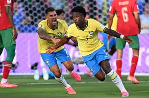 Brasil enfrenta o Haiti. (Foto: Jewel Samad/AFP)