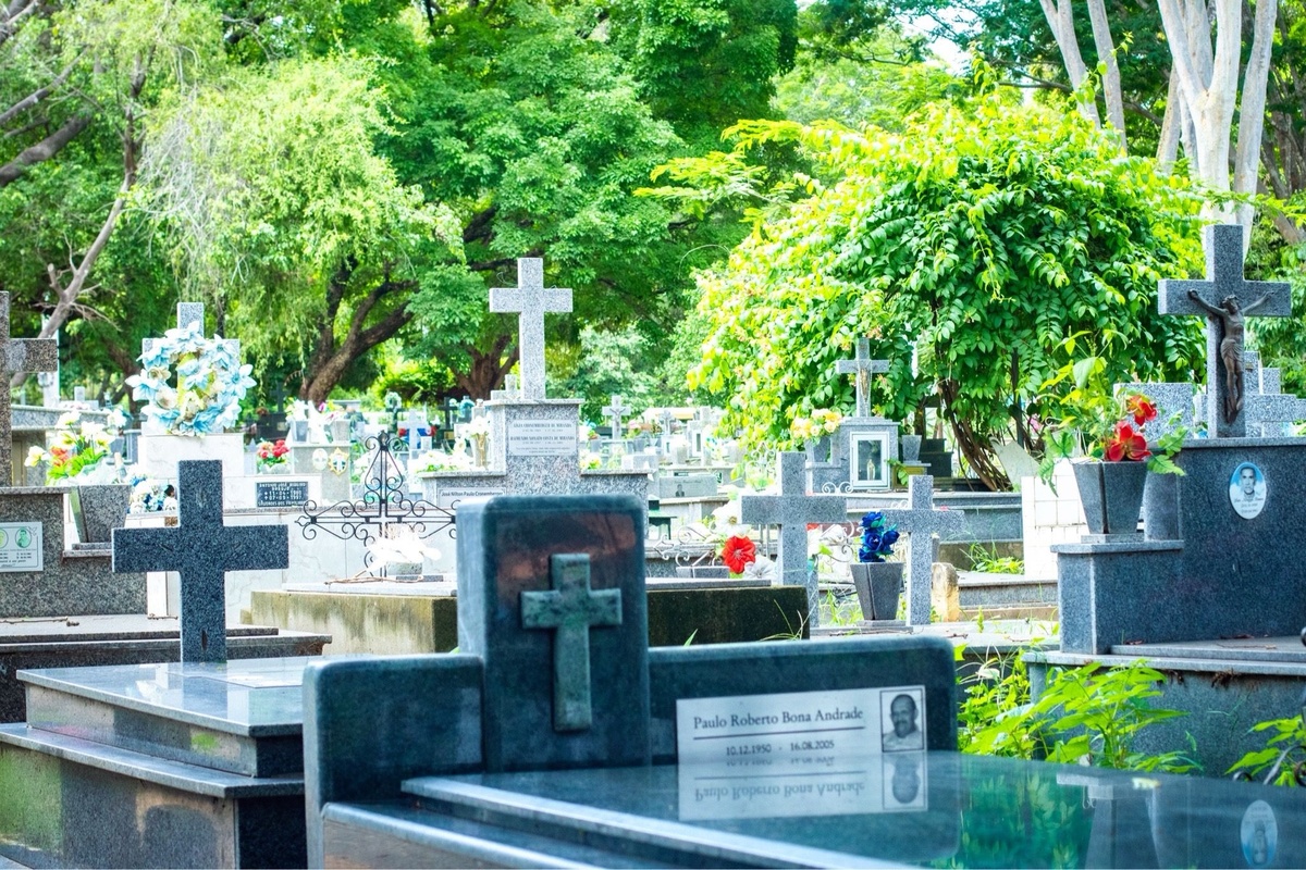 Cemitério em Teresina.