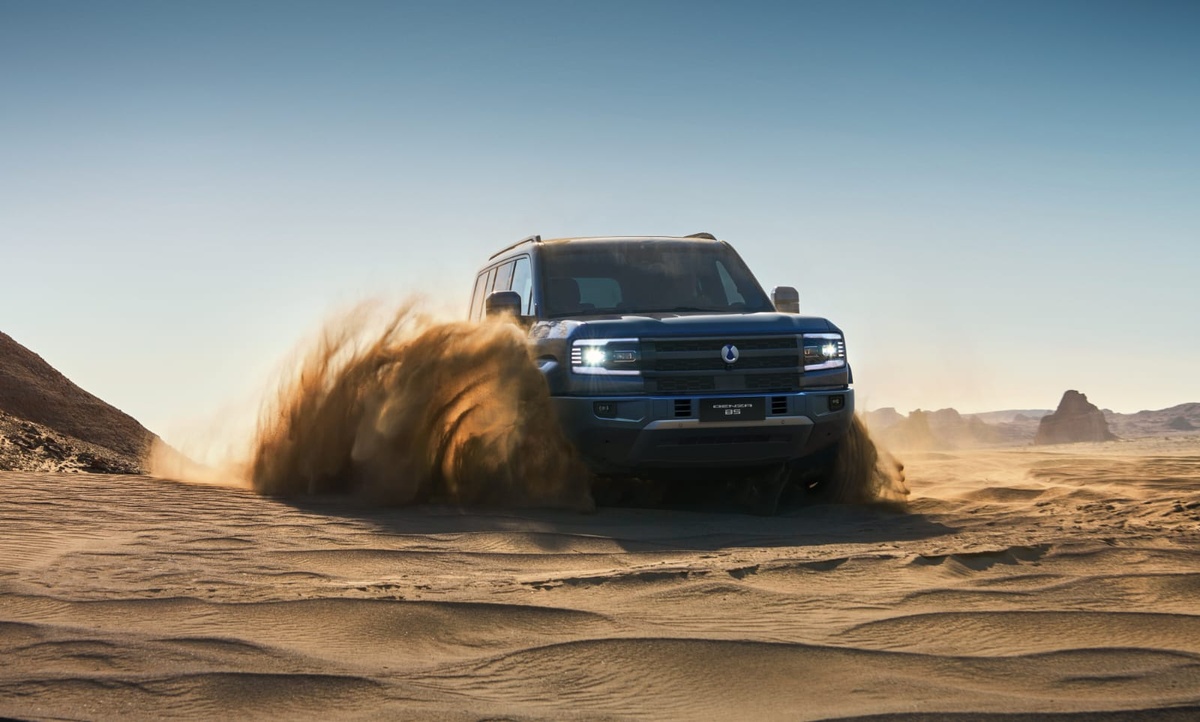 Novo SUV premium da DENZA combina mais de 680 cv e autonomia de 1.000 km.