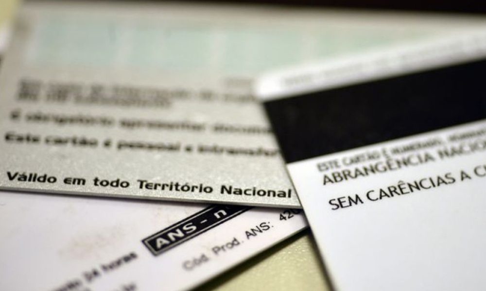 Projeto pode permitir desconto de despesas médicas após morte de dependente.