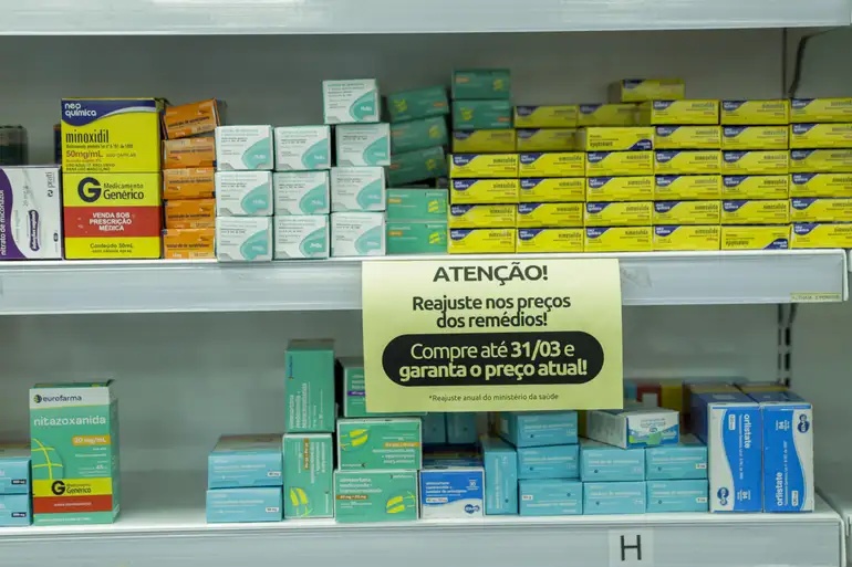 SUS amplia acesso a tratamentos contra câncer.