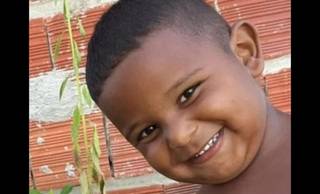 Criança de 3 anos morre após ser atingida por tiro acidental no Piauí