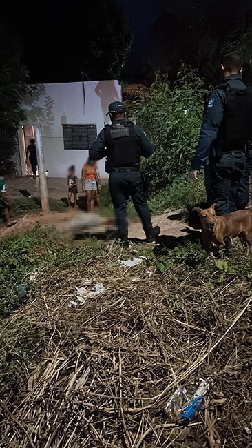 Homem é morto com cerca de oito tiros; polícia investiga possível emboscada em Teresina