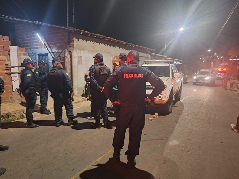 Homem é morto a tiros dentro de casa durante assalto em Demerval Lobão
